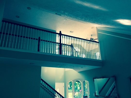 5th image of 22210 Mirador Ln