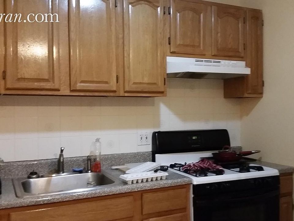 1st image of 294 Eckford St APT 2R