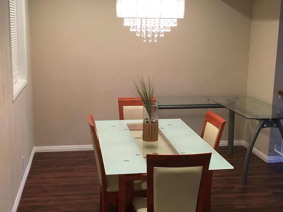 1st image of 1820 S Marengo Ave APT 7