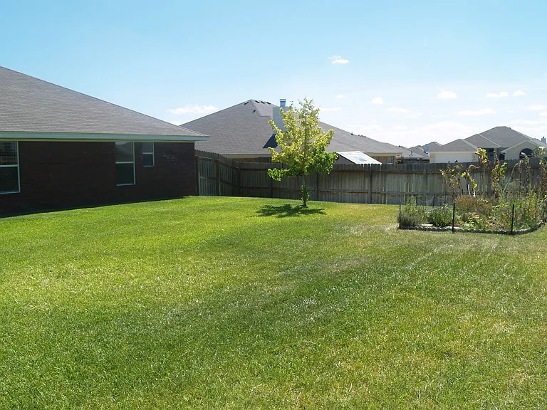 5802 Venetian Ct — Photo 22