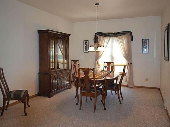 4th image of 4421 Hunters Glen Dr