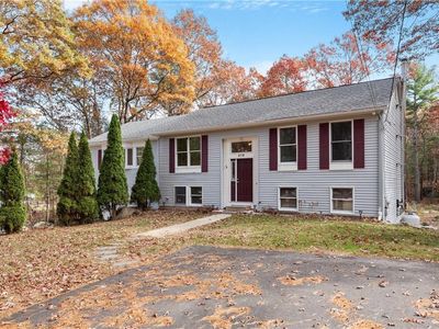 375 Wilson Trl, Pascoag, RI, 02859
