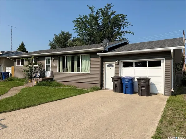 939 7th STREET, Humboldt, SK S0K 2A0