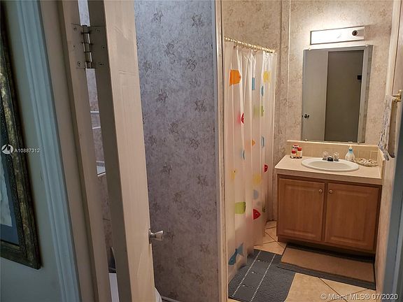 4th image of 14449 SE 63rd Ave