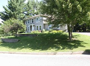 1506 Pine View Ln, Wausau, WI 54403