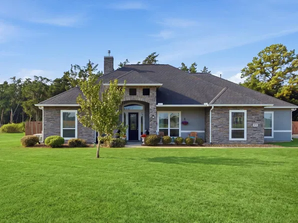 4734 Pineloch Bayou Dr, Baytown, TX 77523