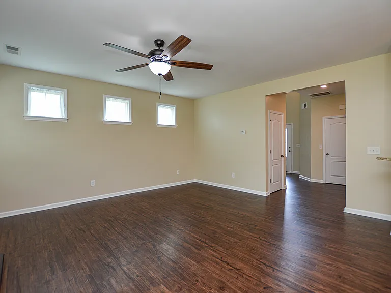 2037 Ice Lake Ct — Photo 10