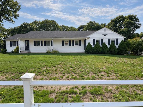 31 Blackberry Ln