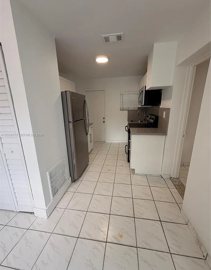Melrose Heights 2nd Sec — Photo 3
