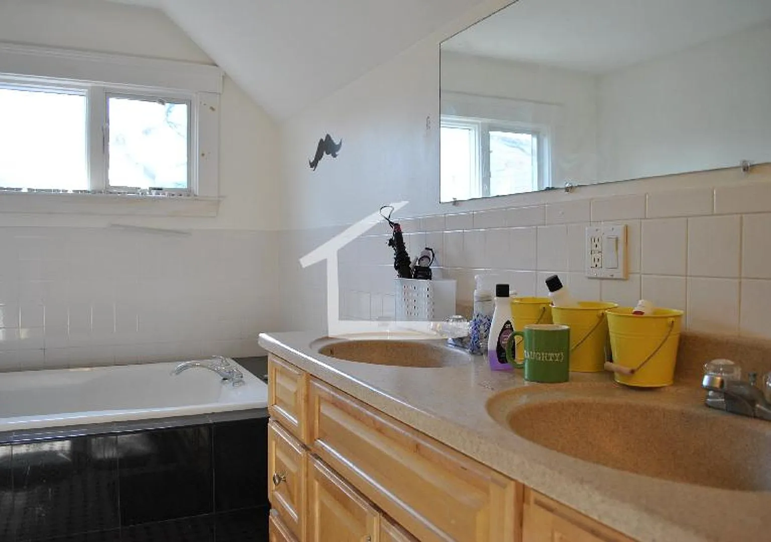 Huge 5 bed steps from BU — Photo 4