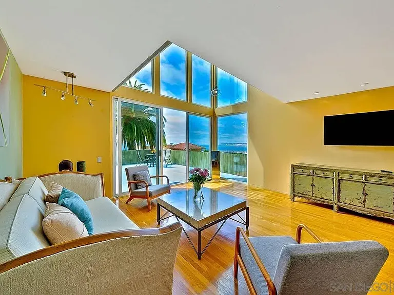 1520 Virginia Way — Photo 7