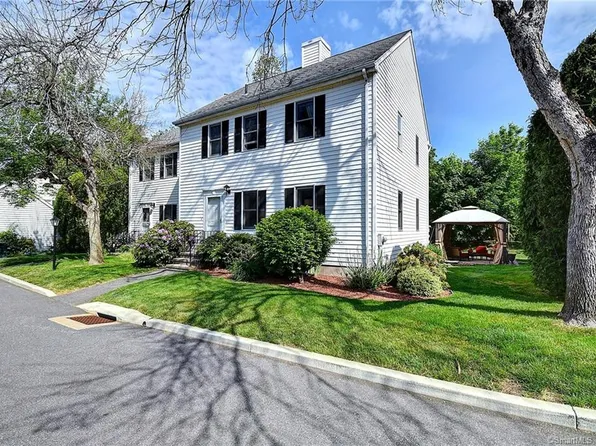 4 Southgate Dr, South Glastonbury, CT 06073