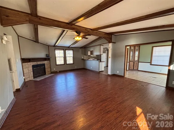 2438 Carol Dr, Stanley, NC 28164