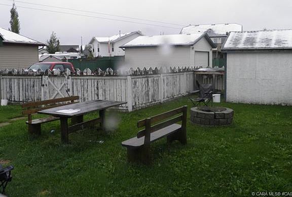 3rd image of 190 NE Kerr Close