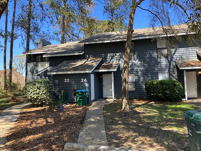 24 Battery Ln — Photo 1