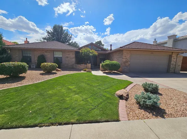 5709 Royal Oak Dr NE, Albuquerque, NM 87111