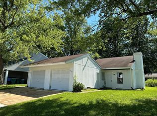 802 N Cherry St, O'Fallon, IL