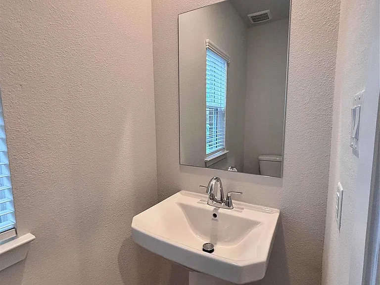 32506 Timber Point Dr — Photo 17
