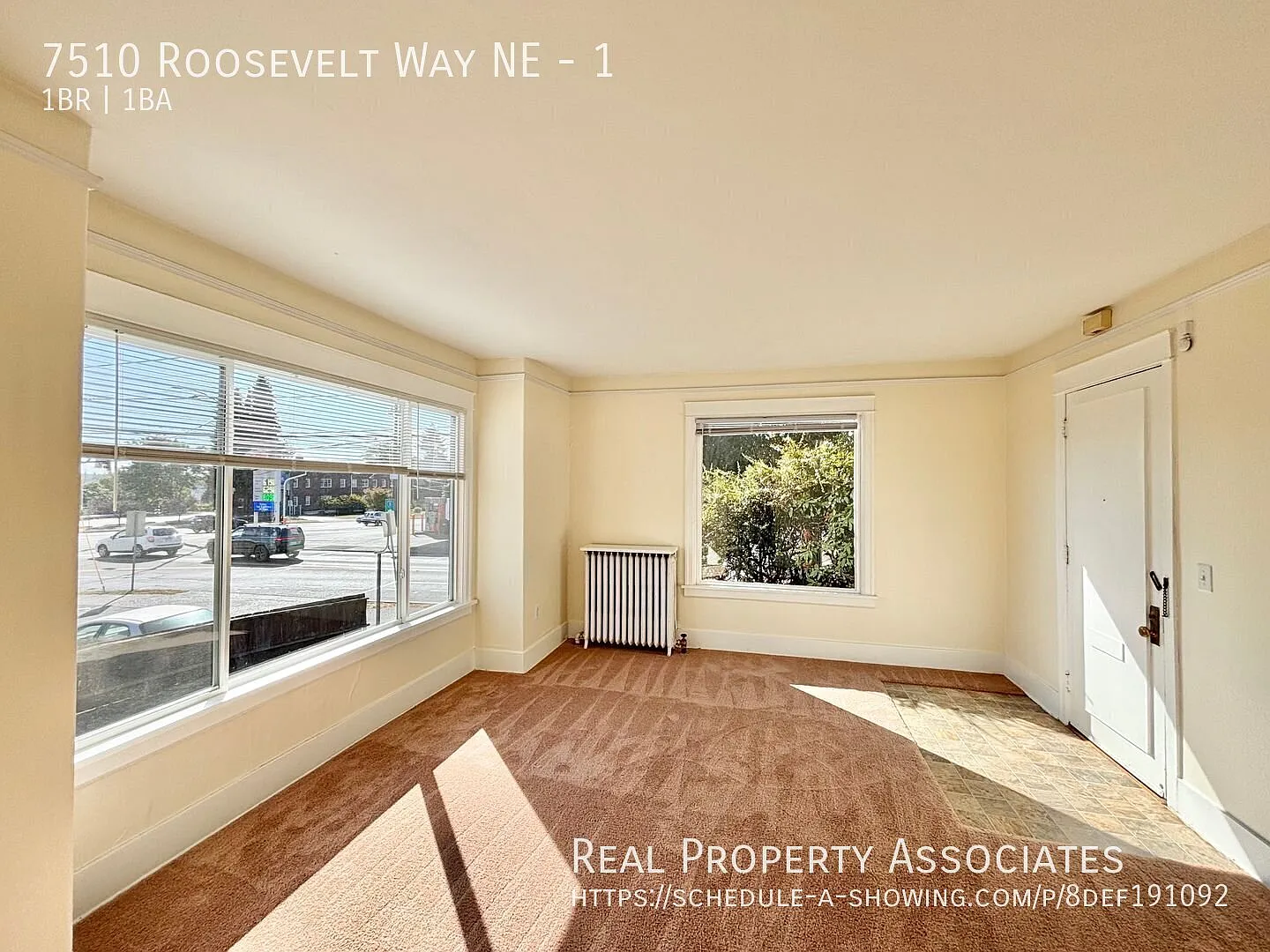 Charming 1-Bedroom, 1-Bathroom Available in Roosevelt! **Parking Available — Photo 4