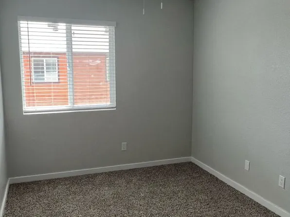 12717 W Amy Dr #4, Surprise, AZ 85378