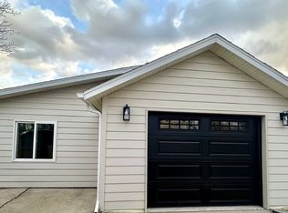 1017 11th Ave, Belle Fourche, SD 57717