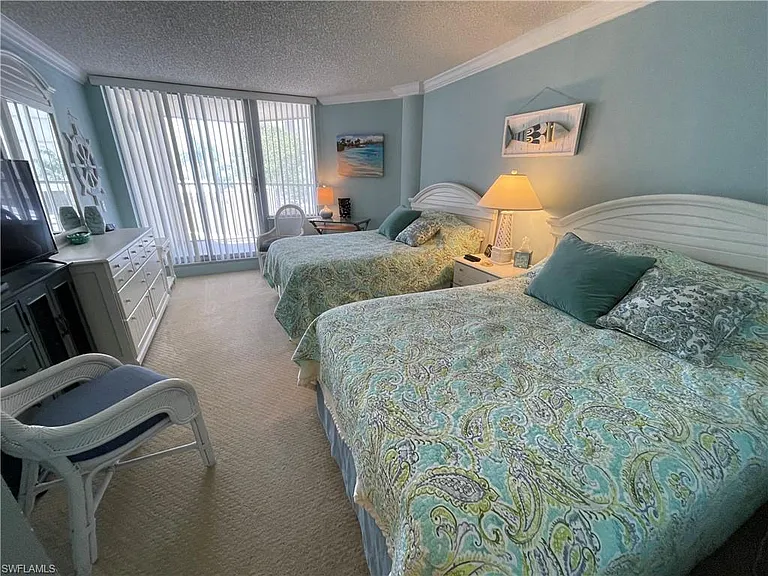 4041 Gulf Shore Blvd N #105 — Photo 7