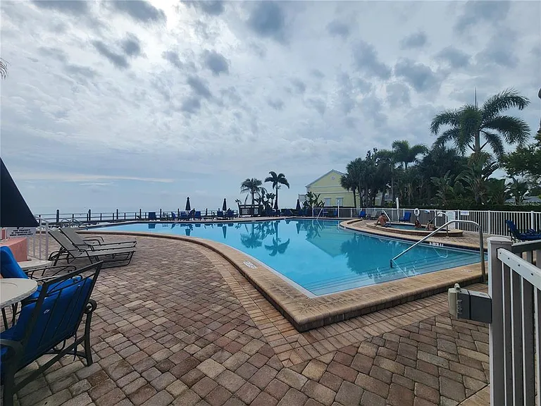 5215 Coquina Key Dr SE #B — Photo 30