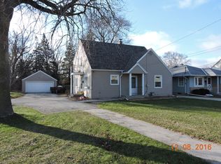 2111 E Howard Ave, Saint Francis, WI 53235