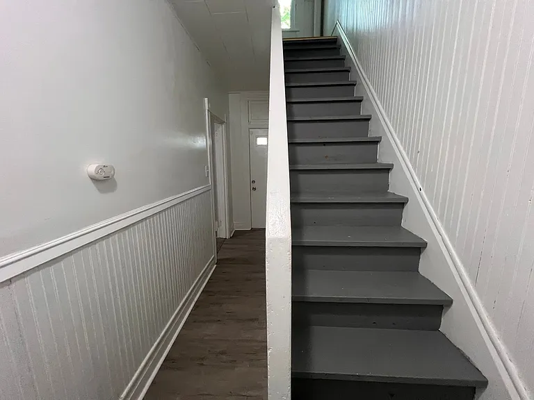 1104 Brabec St — Photo 35
