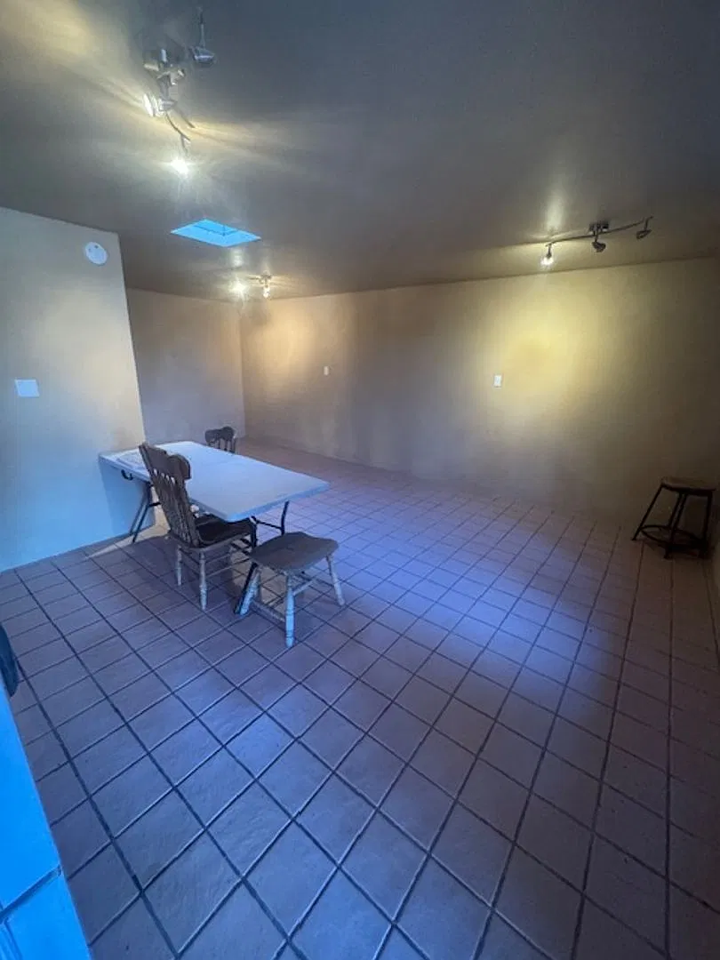 Studio Aparment Available — Photo 3