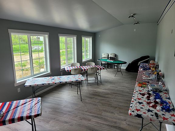 4 season porch / multi-use room