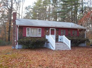 7 Dean St, Assonet, MA 02702