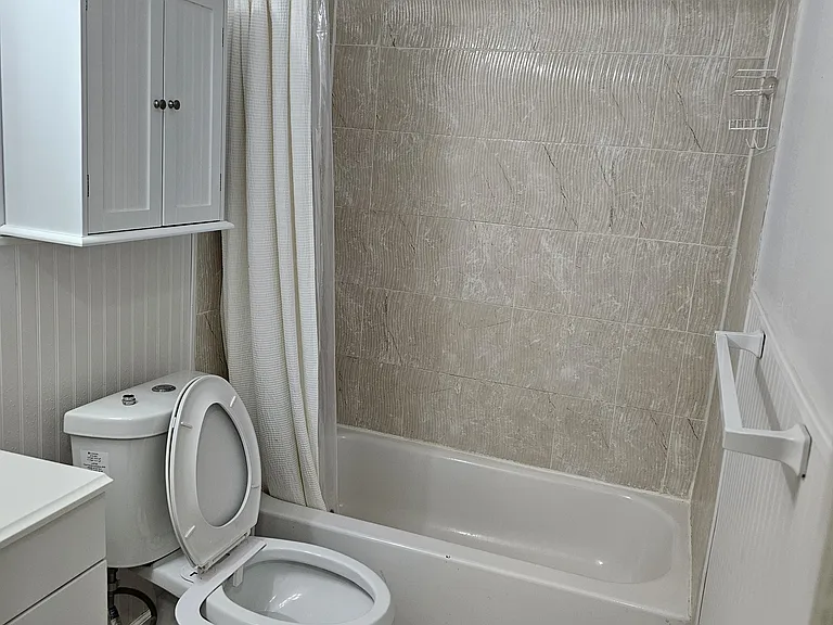108 Sussex St #2 — Photo 3