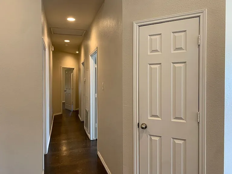 5731 Golf Hts #1 — Photo 6