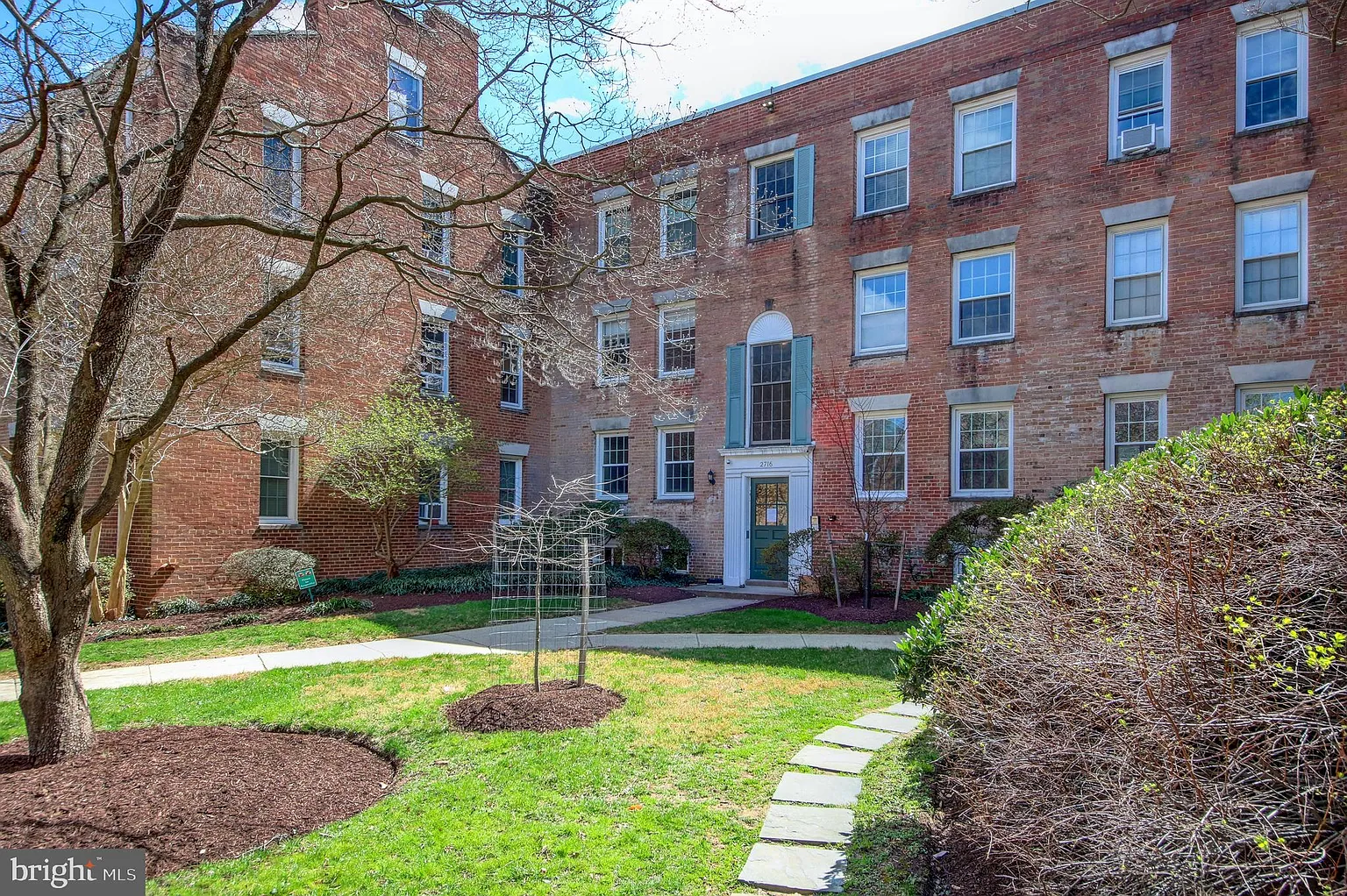 2716 Ordway St NW APT 2 photo 1