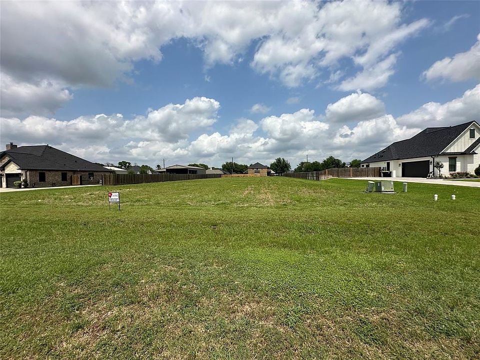 2nd image of 0 Crescent Cross Dr