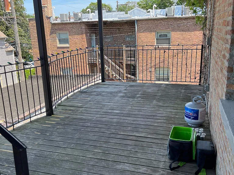 2740 W Logan Blvd #6 — Photo 11