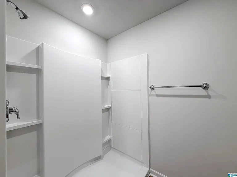 132 Challenger Way — Photo 21