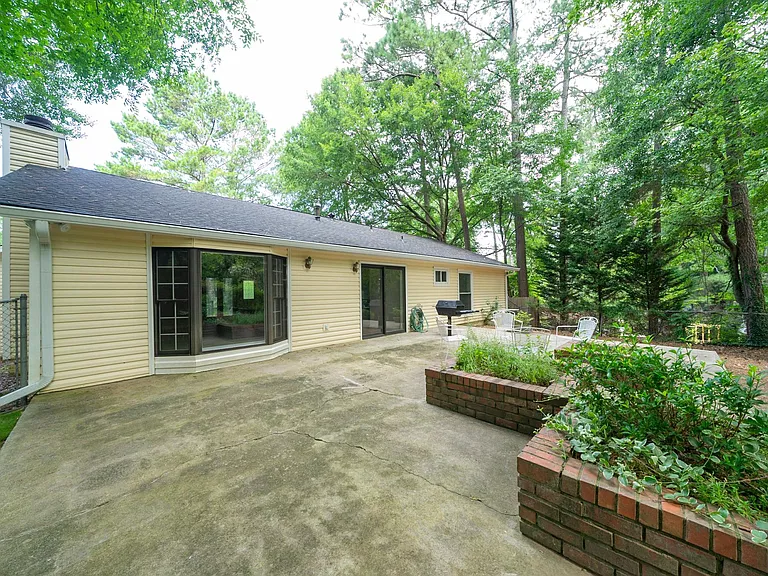 170 Cedar Trce — Photo 19
