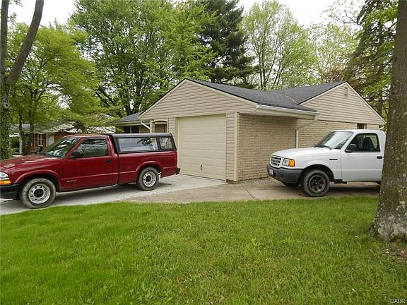 3rd image of 1195 Heritage Ln