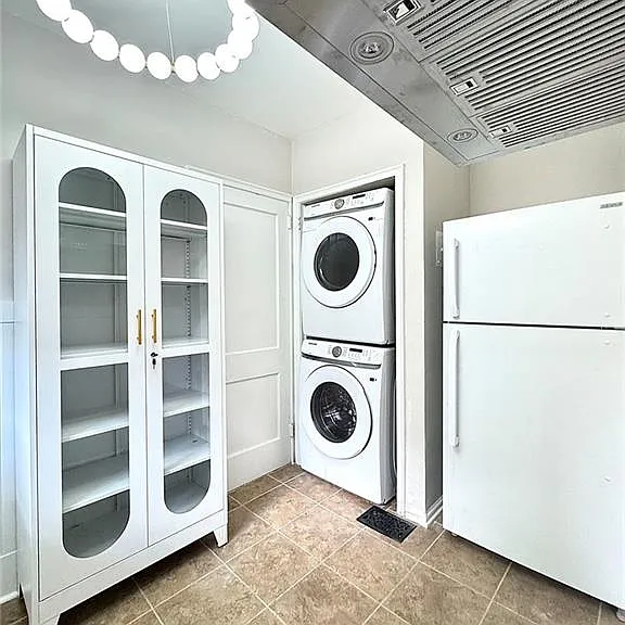 60 Delmont Dr NE #F2 — Photo 14
