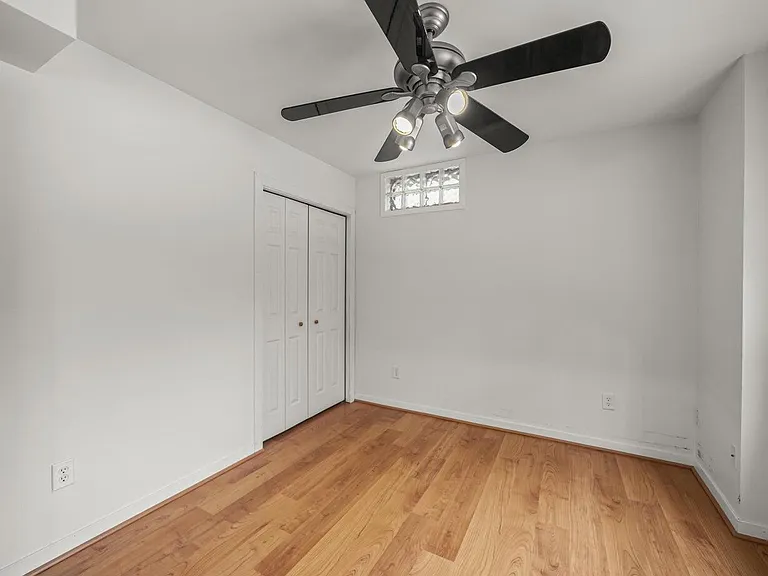 1696 Reserve Ct — Photo 37