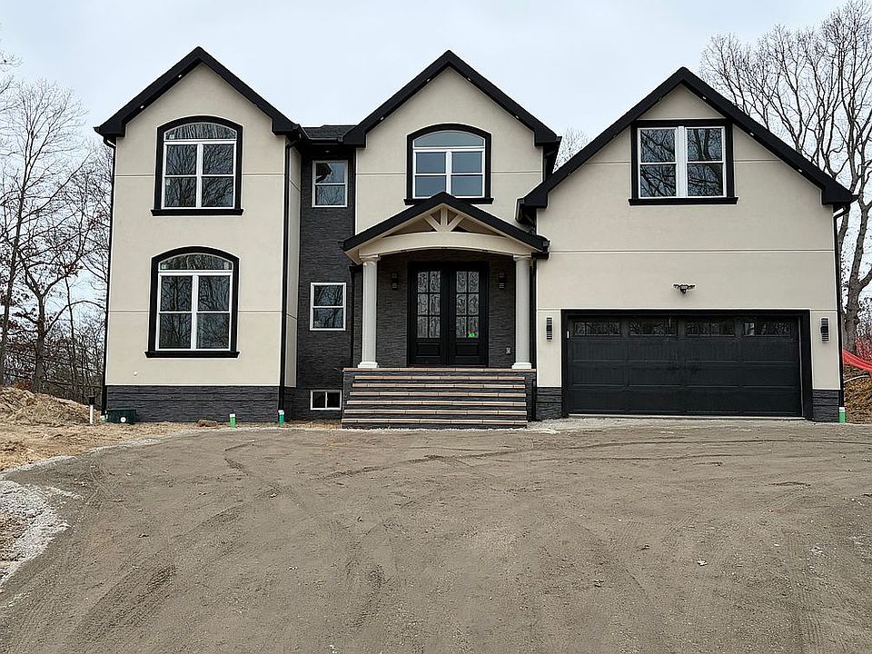 1st image of 11 Sunrise Pl