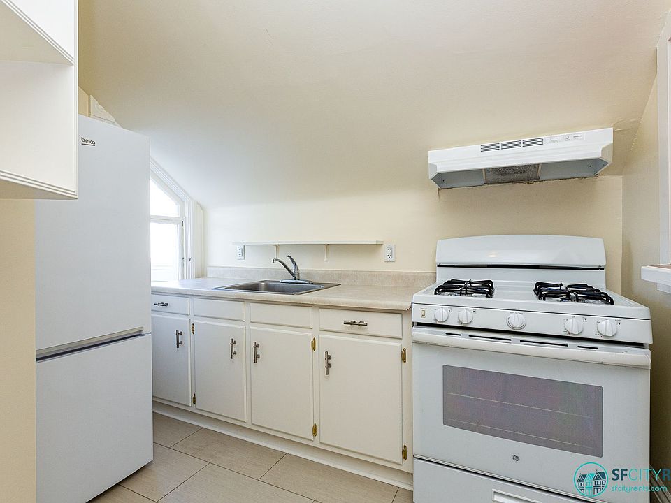 1st image of 2264 Green St APT 7