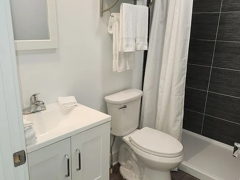 1028 Park Rd NW — Photo 8