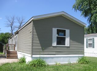 217 Blake St, Edwardsville, KS 66113
