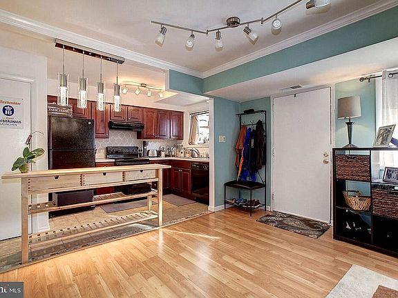 5th image of 3240 S 28th St APT 102