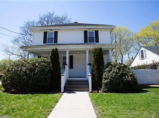 24 Livingston St, Lincoln, RI 02865
