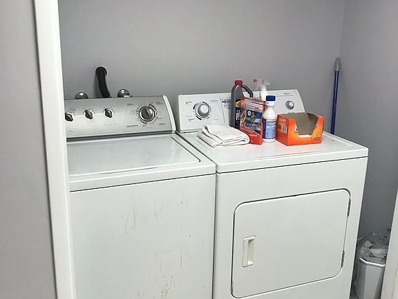 2nd image of 2707 Buckingham Dr
