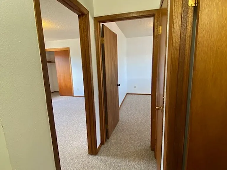 1603 W Koch St — Photo 11